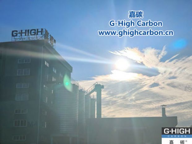 下班時(shí)分，天空上演白云盛宴，員工紛紛記錄美好時(shí)刻。